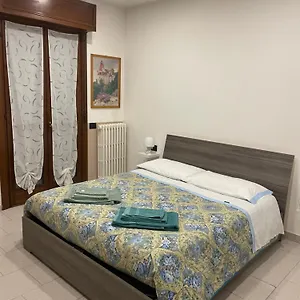 https://casa-pompei.it-lombardy.com