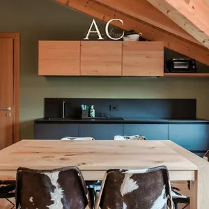 https://woodpeckers-chalet.it-lombardy.com